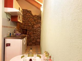 Cottage Melita the Apartment for Animal Lovers - Babino Polje - 4