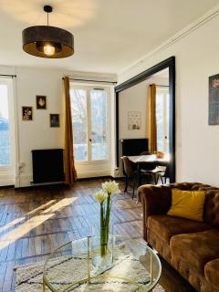 Le Square : Châteaux-Beauval-Arrivée auto-Netflix - 0