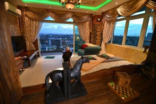 Queen Margarrett House - Riverine Diamond - 1