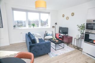 Little Haven Thames view Free Parking Closer to Heathrow - 3