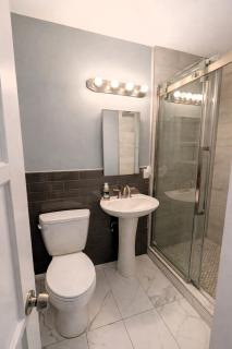 Cozy Hollywood Studio with Kitchenette near Hollywood Sign and Walk of Fame - 8