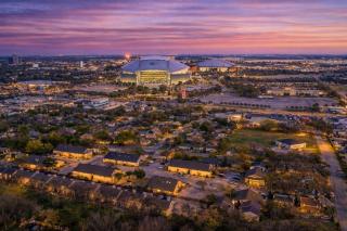 2BR Arlington Apartment - Walking Distance to AT&T Stadium - 1