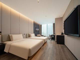 Atour Hotel Huizhou Huamao Tian Di Glorious River Views - 9