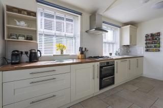 Haven House - 7