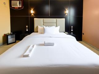 Aotel Hotel Lagos Ago - 2