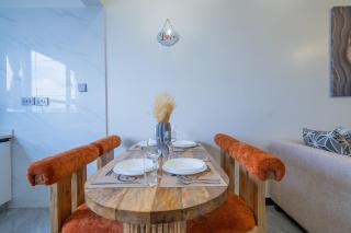 Inka Luxury 1 bedrooms with pool ,gym at Neptune Residency Lavington - 6