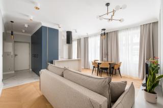Wspólna Downtown Luxury Apartment by BookingHost - 7
