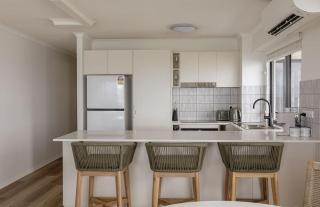 Summer Cove on the Ocean with Pool - Coolum Beach - 1