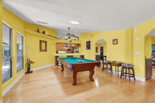 Resort style Villa 6 Bedrooms with Pool, Hot Tub, Wet Sauna, Basketball, Mini golf and much more - 3