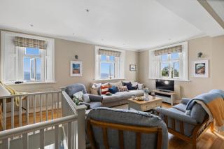 1 The Old Signal House, Penlee Point - Amazing views - Woodburner - Wi-Fi - 4