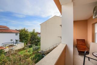 Aurelia Apartment - Terrace with Lemon Garden View - 9