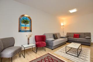 Aurelia Apartment - Terrace with Lemon Garden View - 7