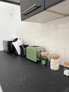 Cozy, bright house with terrace & free parking 2 rooms - 2