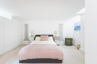 Parisian Style Duplex in Richmond Hill - 8