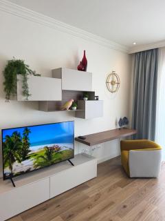 Unique Seaview One Bedroom Apartment - Lustica Bay - 2