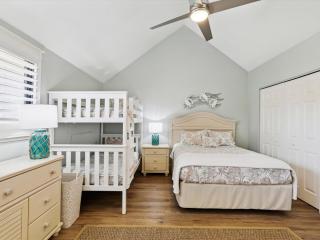 785 Queens Grant - 1