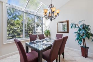 711 Barrington Park - 5