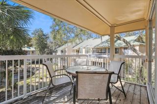 706 Barrington Park - 7
