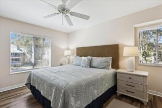 706 Barrington Park - 2