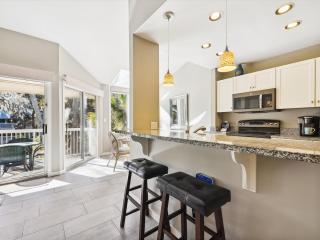 705 Barrington Park - 6
