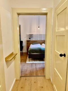 Urban Studio - Tram Stop at Your Door, Metro 5-min Walk - 6