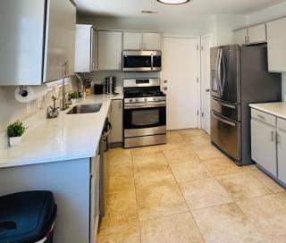 Austin Hotspot I Minutes to Airport, Downtown and F1 - 4