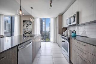 Spacious Cape Harbour Condo with Large Balcony - 1
