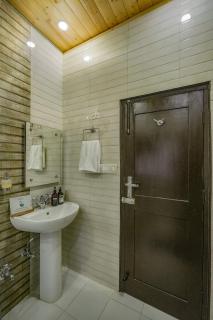 ELIVAAS Aaram Bagh Pet-friendly Villa With Views and Terrace Sit-Out - 1