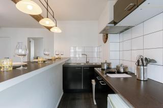 Bright Central Apartment for 4 Guests - 3