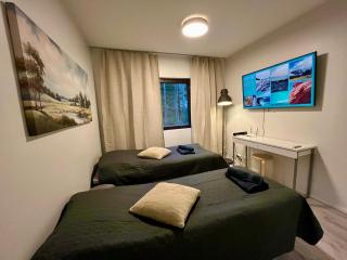 Modern studio apartment with free parking - 1