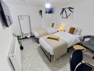 Near MediaCityUK & CityCentre-FreeParking-Sleeps2 - 5