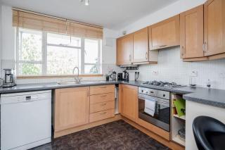 Spacious 2bed in top location Holland Park-N Hill - 1
