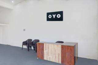 Hotel O SHR Guest House - 9