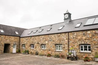 Beech Cottage - Spacious Cottage with Pool Near Coastal Trails - 9