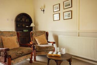 Barn Cottage - Family-Friendly Cottage with Heated Indoor Pool - 4