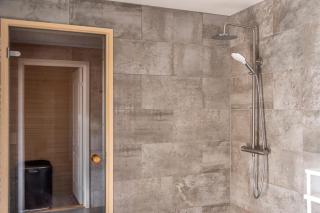 Austurey - Lakefront Villa - 2