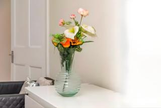 Comfy Edinburgh Base - 4