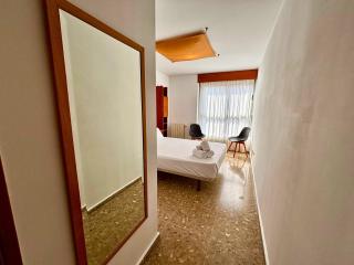 Travel Habitat Grau-Ayora Apartment - Free PARKING - 3