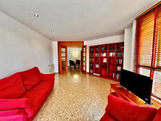 Travel Habitat Grau-Ayora Apartment - Free PARKING - 0