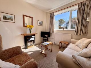 Grace Darling Cottage - 1