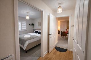 Modern 3BR Bedford Parking close to universal - 2
