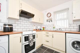 2 Bed in Broad Haven oc-f27801 - 4