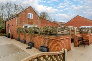5 Bed in Chedgrave oc-twcg - 8