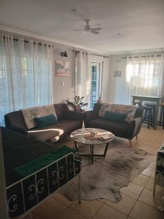 Yellowbird Self-catering Accommodation - 2