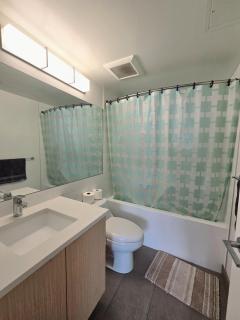 Apartment in Vancouver Downtown with Mountain & Ocean View - 1
