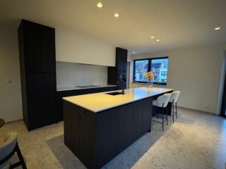 The Corner-MARGO - 9