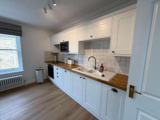 Alma Vale Flat 2B - 4