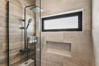 Modern 3BR Villa w Private Pool BBQ 4 Baths - 2