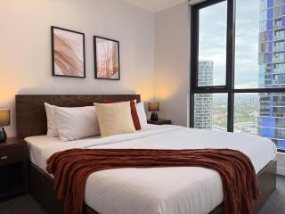 Champagne Lounge 2BR Melb Pool - 6