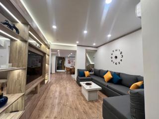 Giza Zoo View Duplex 3BR Family Retreat - 7